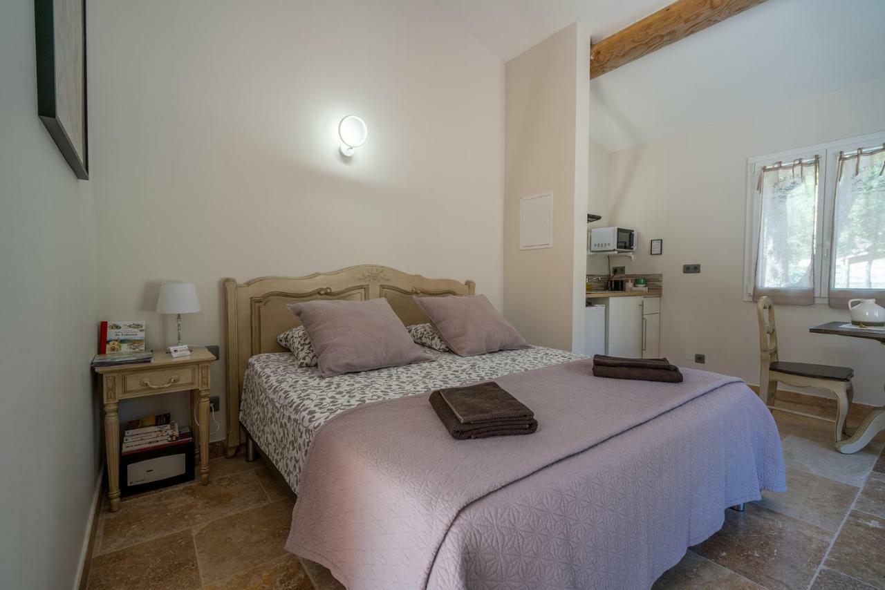 Mas La Cheneraie Lourmarin - Au Calme, A 10 Mn Du Centre Ville A Pied Екстер'єр фото